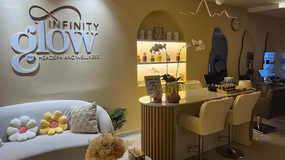 Inside the Infinity Glow studio